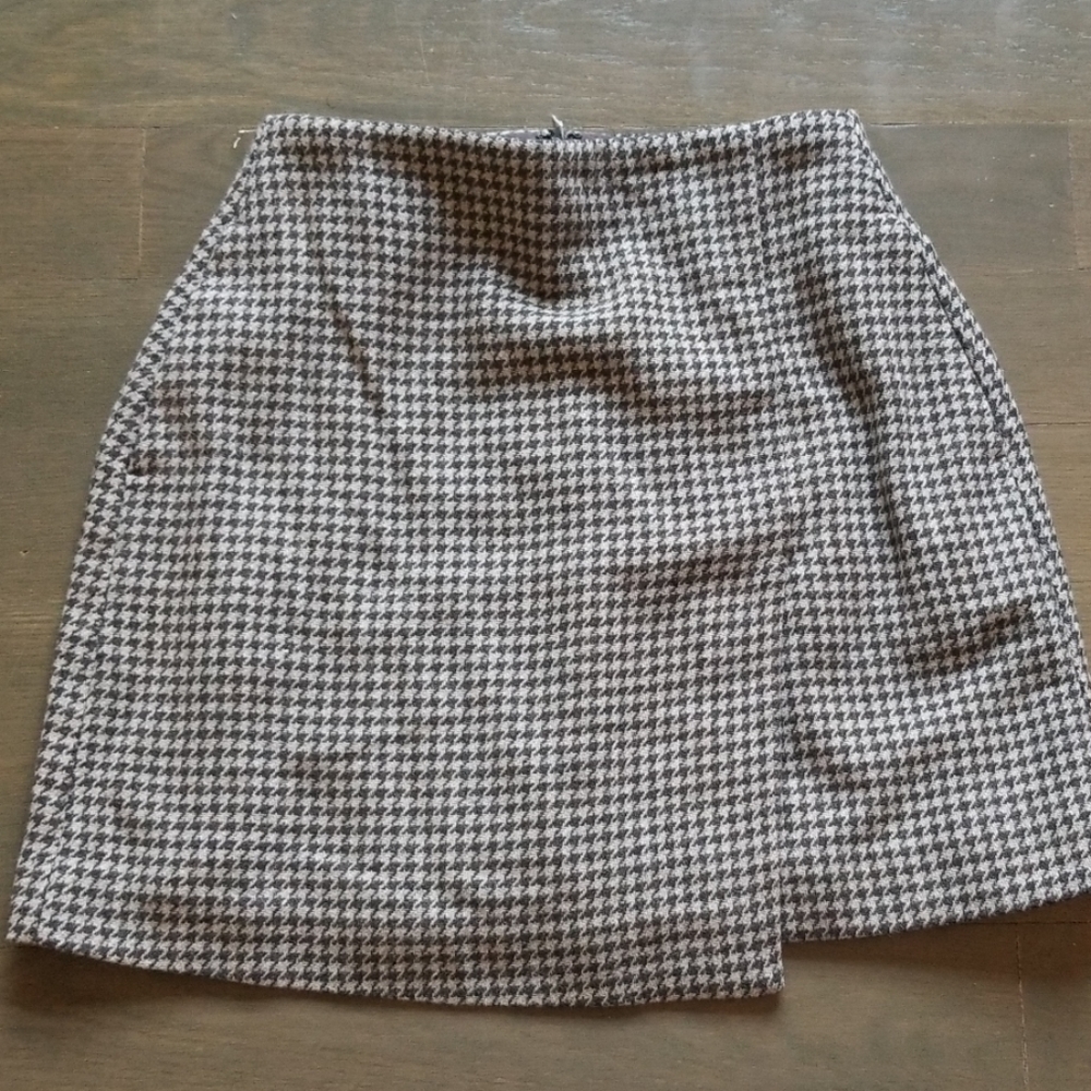 High-waist Checkered Mini Skirt